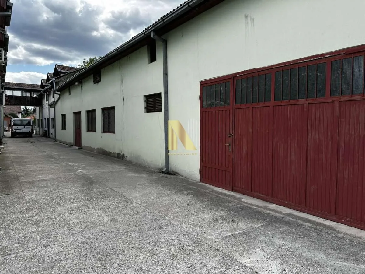 Izdavanje, poslovni prostor, 185m², Telep, Novi Sad Sve Podlokacije
