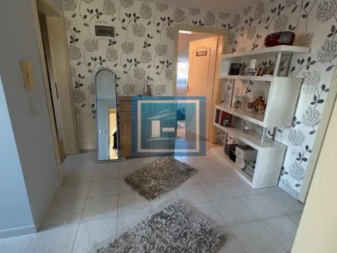 Prodaja, četvorosoban stan, 112m², Centar, Jagodina - image 9