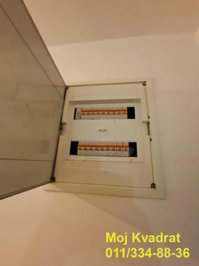 Sale, two bedroom apartment, 60m², Višnjička Banja, Palilula Sve Podlokacije