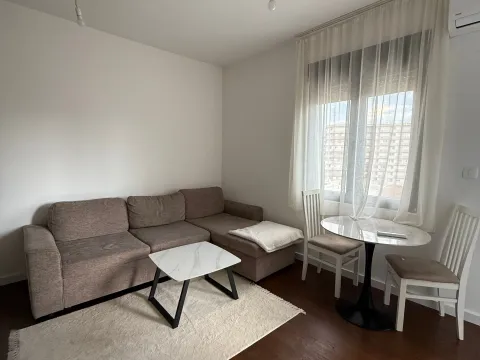 Rent, one bedroom apartment, 40m², City Kvart, Podgorica - image 2