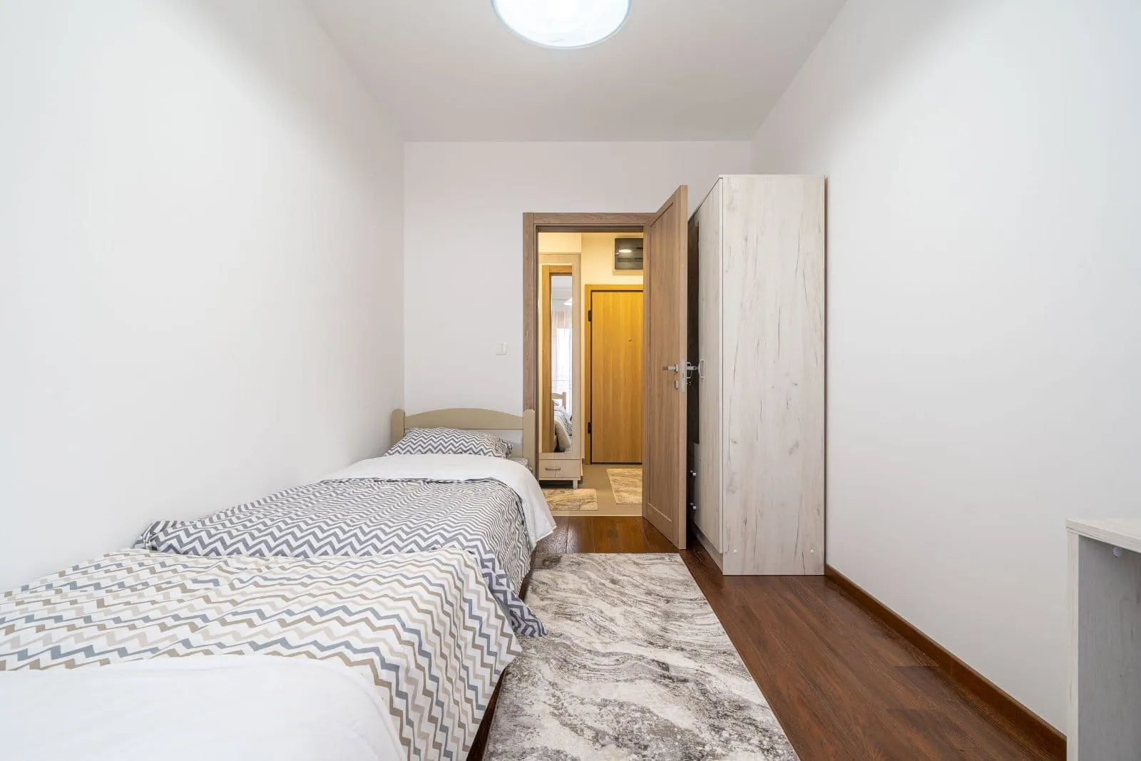 Izdavanje, dvosoban stan, 70m², Master Kvart, Podgorica