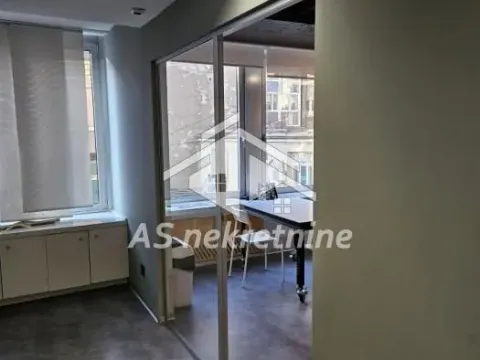 Izdavanje, poslovni prostor, 300m², Stari Grad, Beograd - image 17