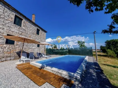 Rent, house, 130m², Zelenika, Podgorica - image 1