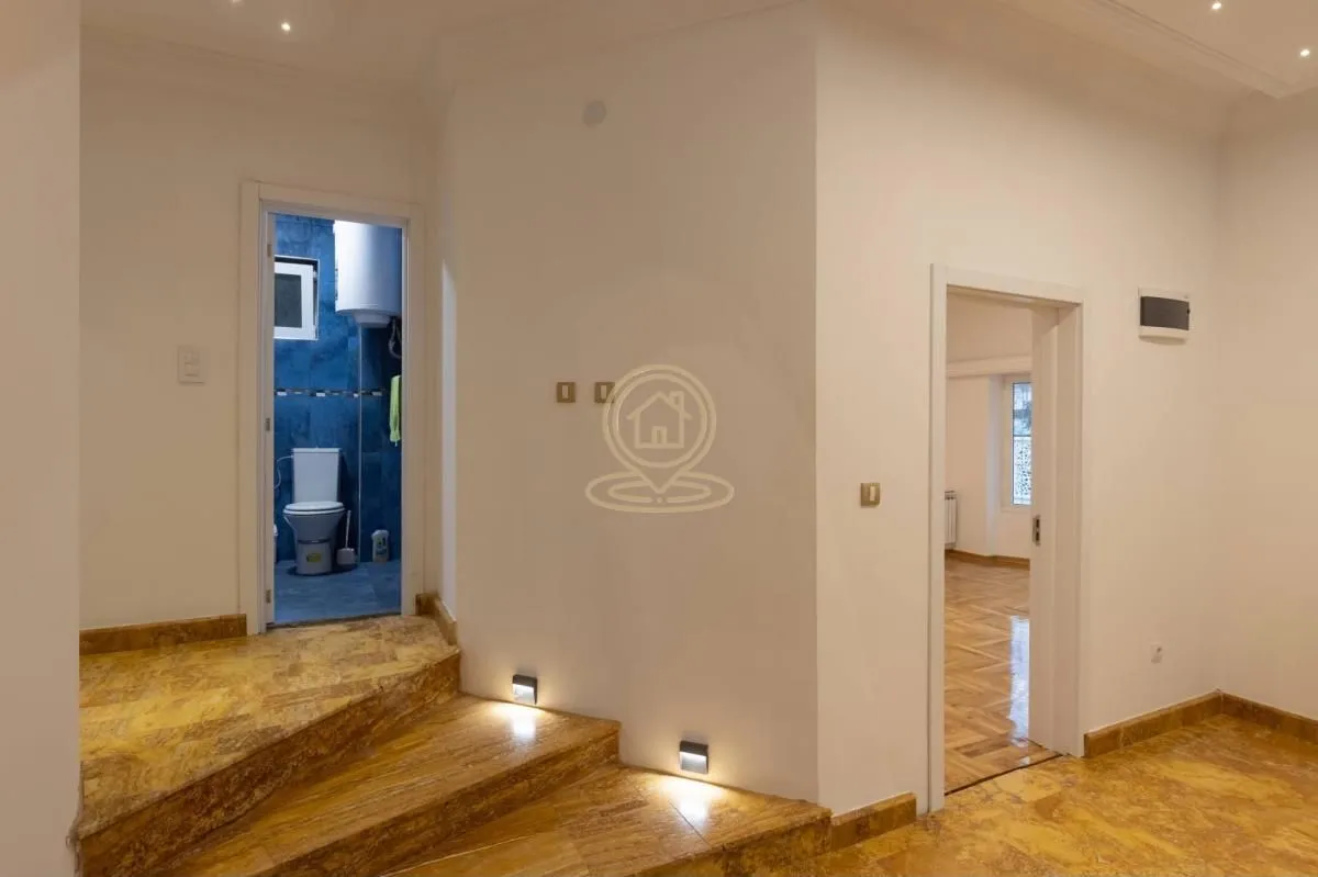 Rent, house, 417m², Jajinci, Voždovac Sve Podlokacije