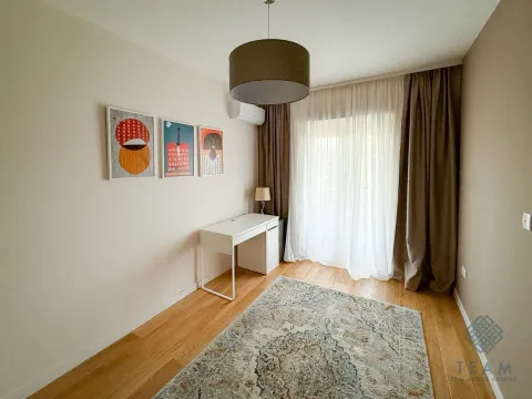 Izdavanje, dvosoban stan, 74m², Central Point, Podgorica - image 9