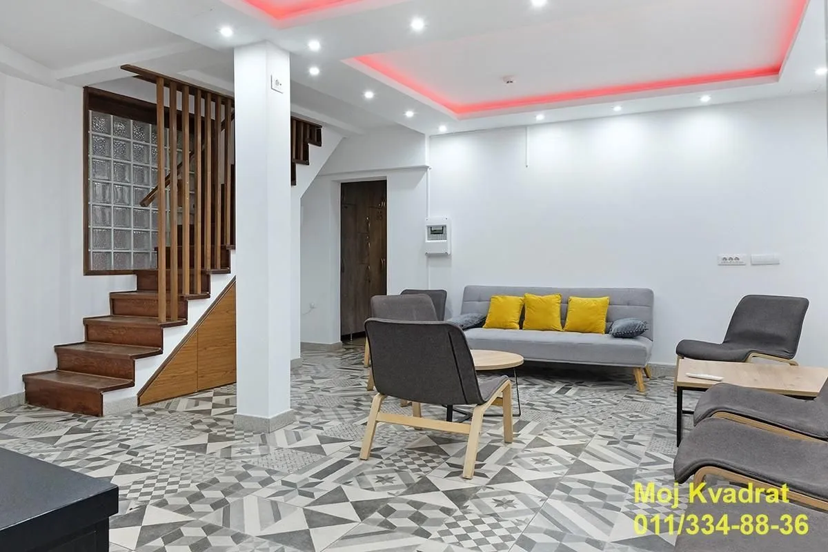 Prodaja, kuća, 195m², Vračar Hram, Vračar Sve Podlokacije