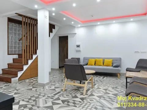 Prodaja, kuća, 195m², Vračar Hram, Vračar Sve Podlokacije