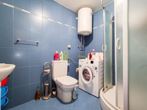 Izdavanje, dvosoban stan, 105m², Momišići, Podgorica - image 10