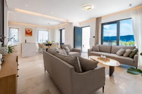 Prodaja, kuća, 250m², Mrčevac, Tivat - image 2