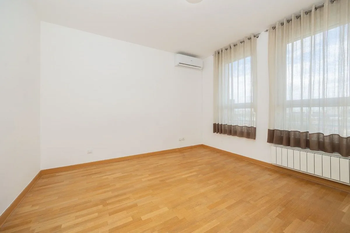 Sale, three bedroom apartment, 101m², Novi Beograd Blok 67, Novi Beograd Sve Podlokacije