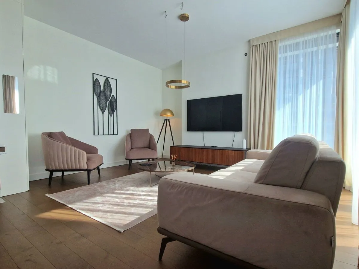 Sale, four bedroom apartment, 139m², Beograd Na Vodi, Beograd