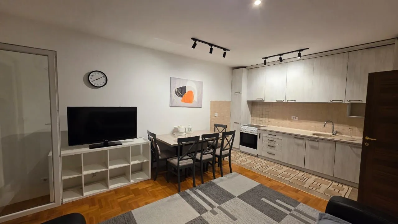 Prodaja, dvosoban stan, 66m², Stari Aerodrom, Podgorica