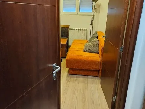 Rent, one bedroom apartment, 22m², Voždovac Sve Podlokacije, Beograd - image 3