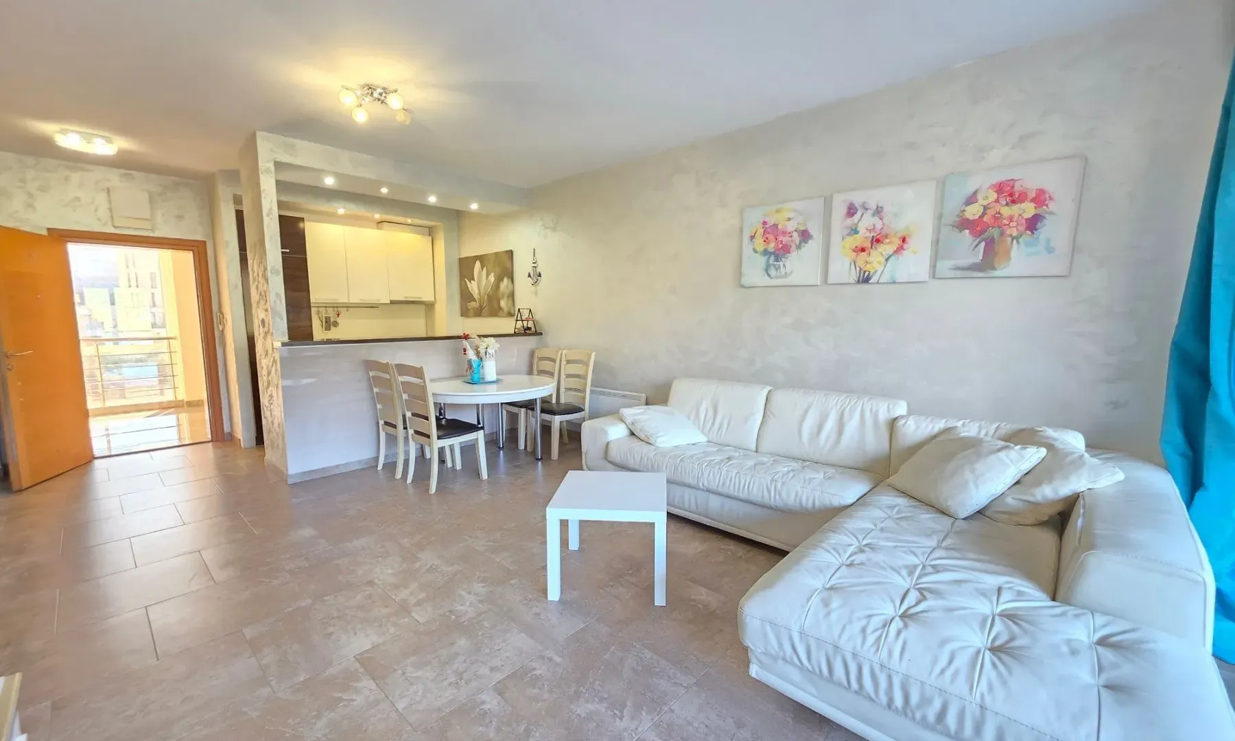 Sale, two bedroom apartment, 68m², Bečići, Budva