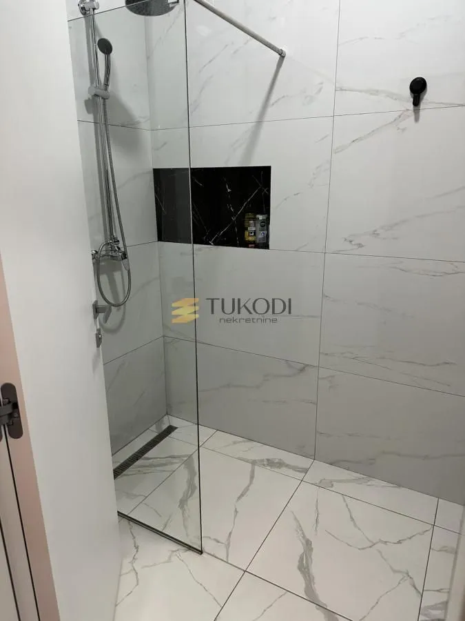Prodaja, jednosoban stan, 42m², Petrovaradin, Novi Sad