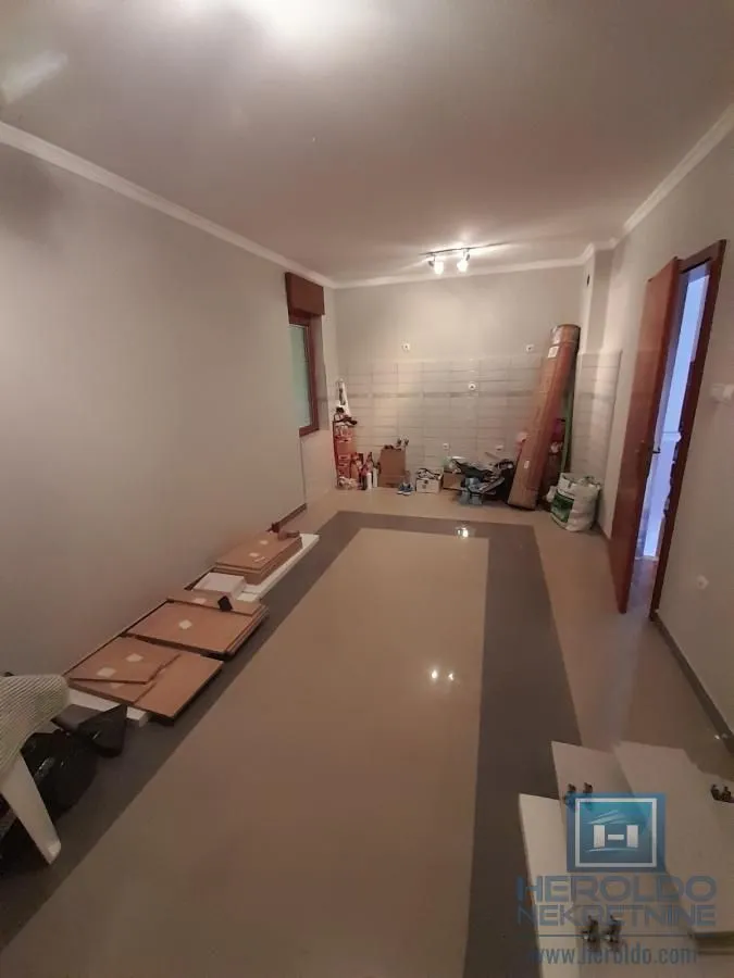 Sale, house, 180m², Centar, Ćuprija