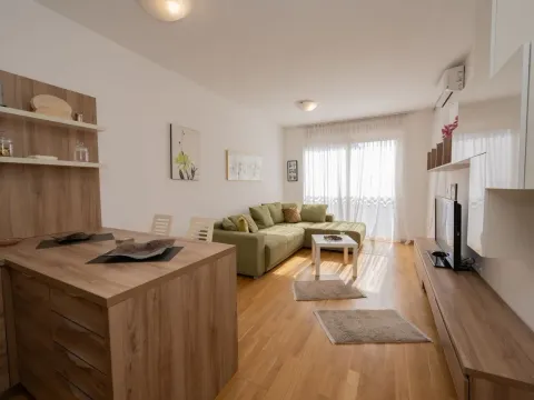 Sale, one bedroom apartment, 48m², Budva, Crna Gora - image 7