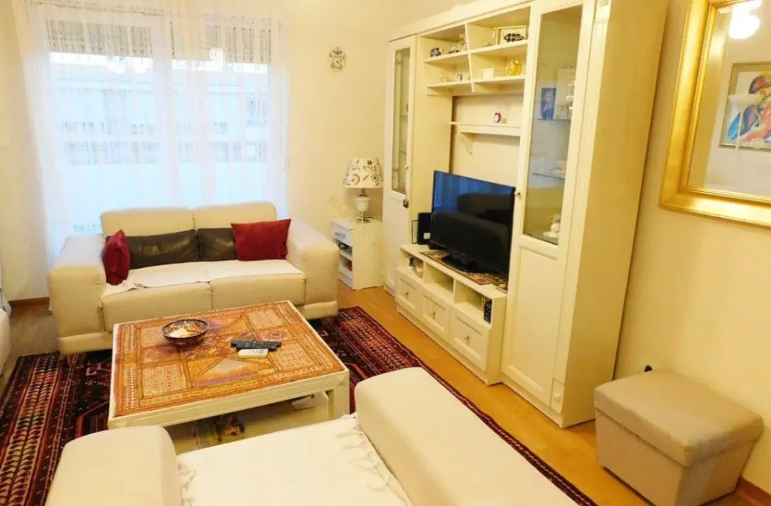 Izdavanje, jednosoban stan, 45m², City Kvart, Podgorica