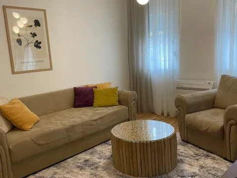 Rent, two bedroom apartment, 87m², Malo Brdo, Podgorica - image 2