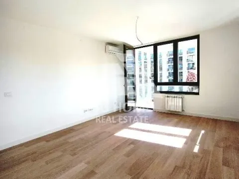 Prodaja, trosoban stan, 79m², Savski Venac, Beograd - image 2