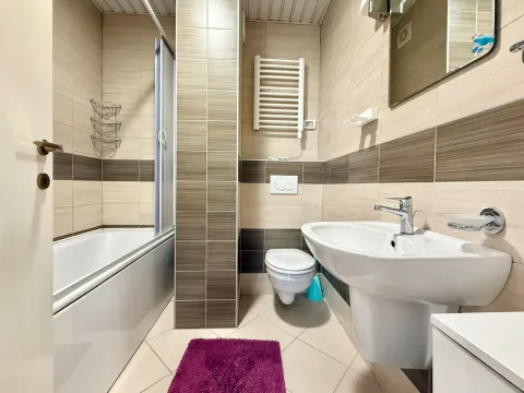 Sale, two bedroom apartment, 69m², City Kvart, Podgorica - image 7