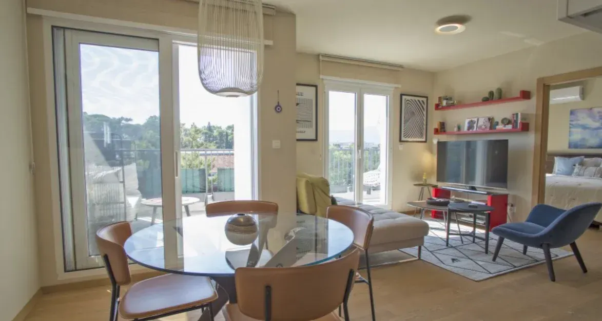 Rent, apartment, 64m², Tivat, Crna Gora