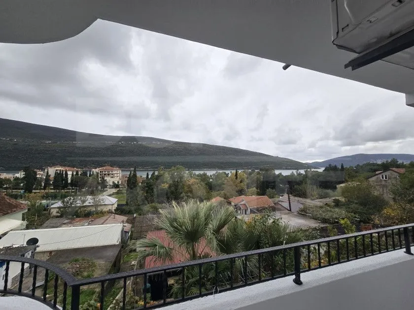 Sale, two bedroom apartment, 44m², Kumbor, Herceg Novi