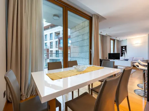 Rent, two bedroom apartment, 88m², Kod Capital Plaze, Podgorica - image 4