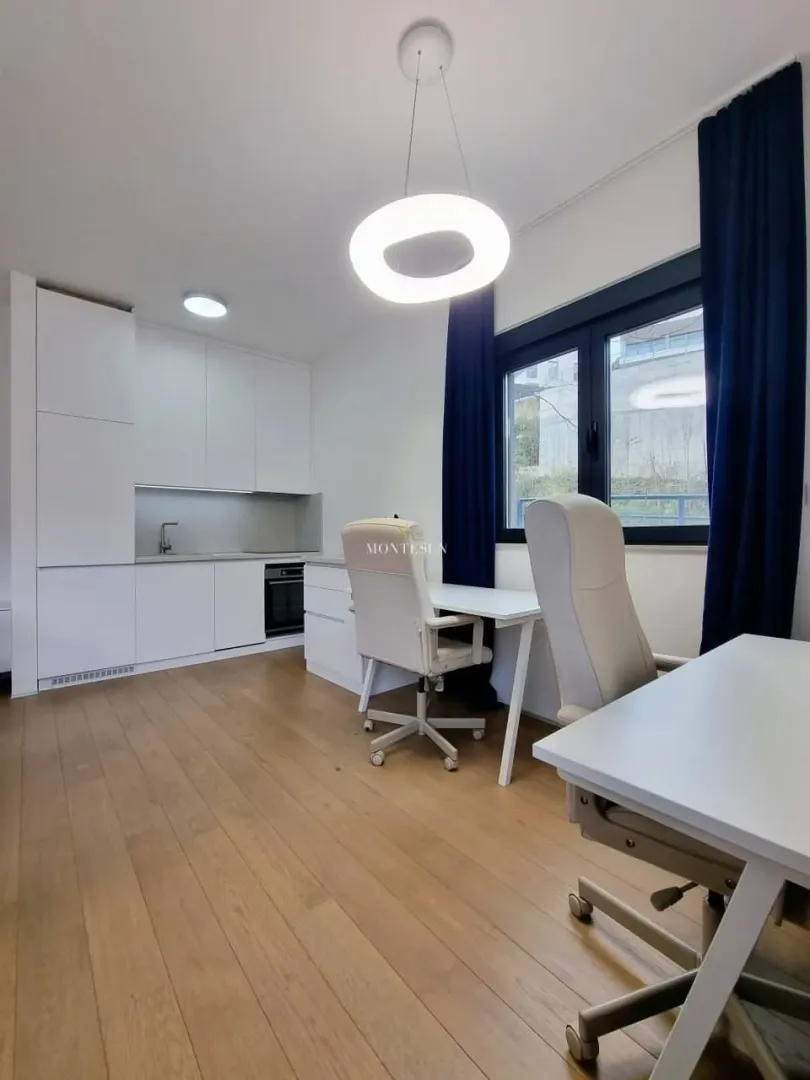 Rent, two bedroom apartment, 69m², Centar, Budva
