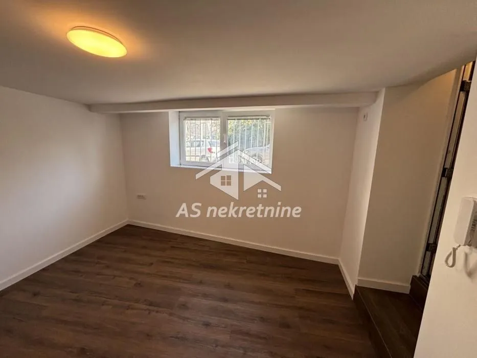 Izdavanje, dvosoban stan, 55m², Stari Grad, Beograd
