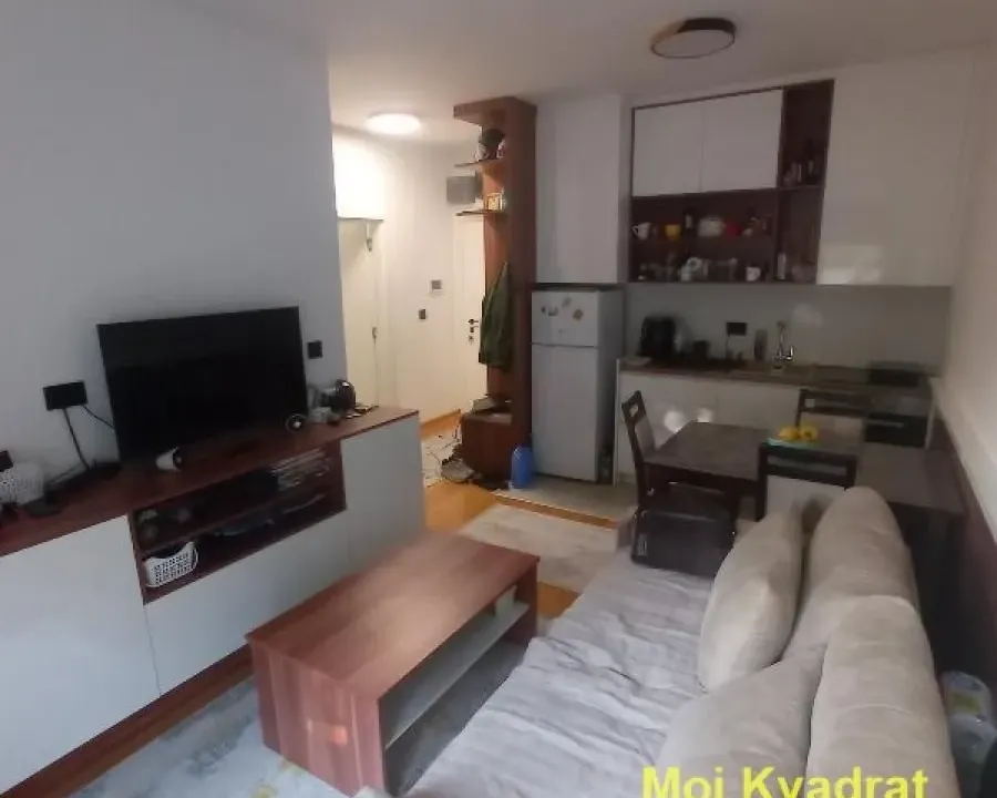 Prodaja, jednosoban stan, 35m², Banjica, Voždovac Sve Podlokacije