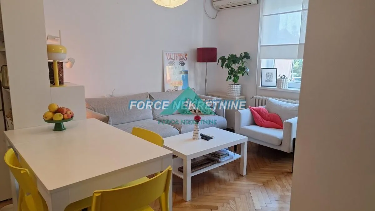 Prodaja, četvorosoban stan, 104m², Voždovac Sve Podlokacije, Beograd