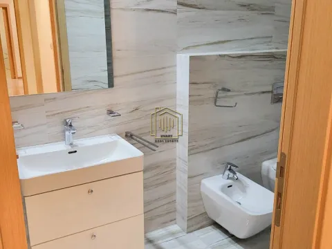 Izdavanje, trosoban stan, 95m², Momišići, Podgorica - image 15