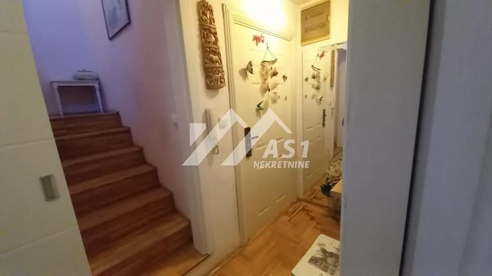 Prodaja, trosoban stan, 63m², Podbara, Novi Sad Sve Podlokacije