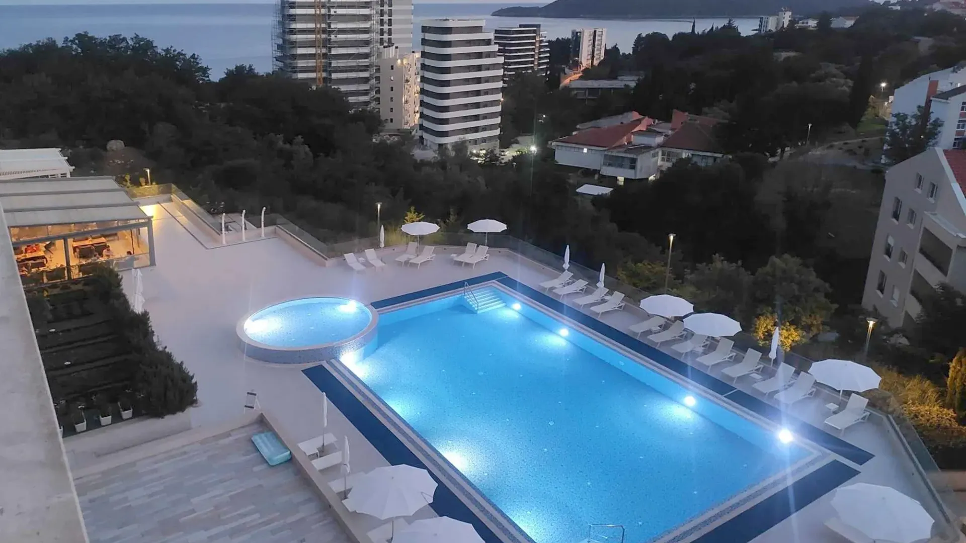 Sale, one bedroom apartment, 48m², Bečići, Budva