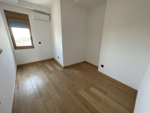 Prodaja, jednosoban stan, 123m², Adamovićevo Naselje, Novi Sad Sve Podlokacije - image 7