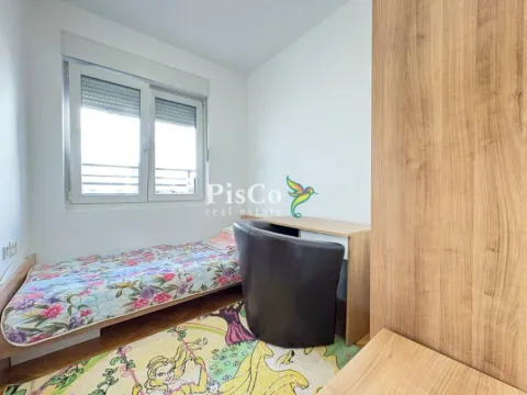 Rent, two bedroom apartment, 70m², Blok 9, Podgorica - image 6