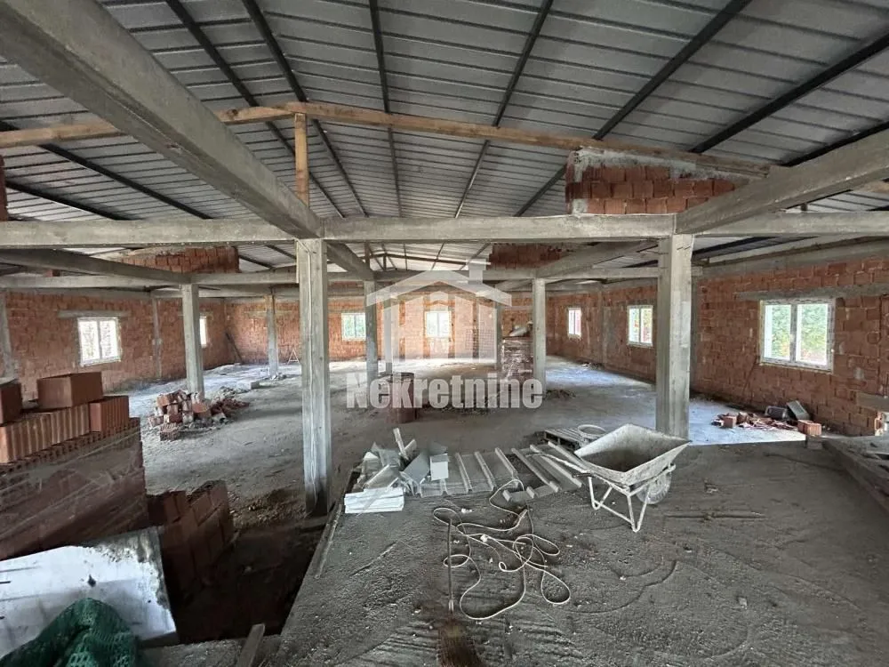 Rent, office space, 700m², Umka, Beograd