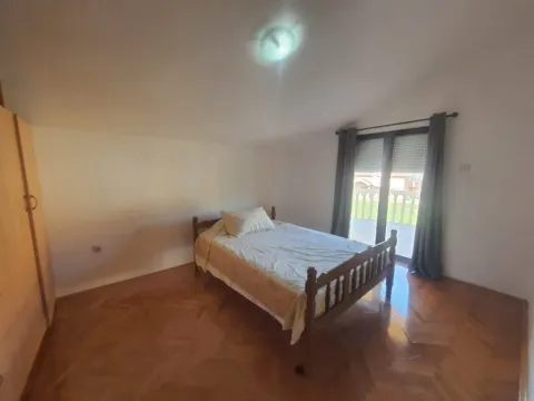 Prodaja, kuća, 320m², Zagorič, Podgorica - image 4