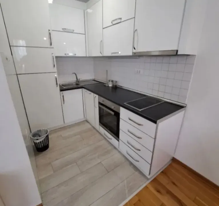 Rent, one bedroom apartment, 45m², Blok 6, Podgorica