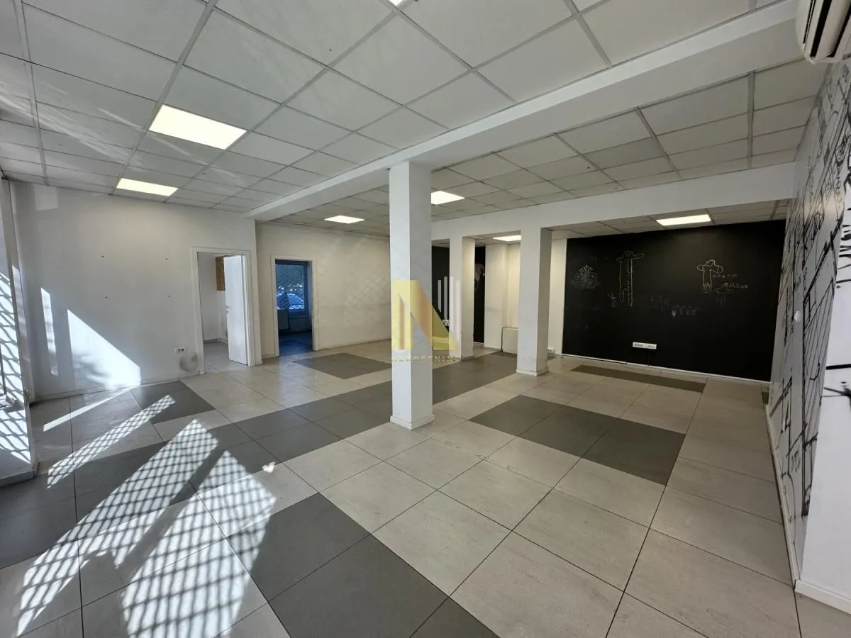 Rent, office space, 191m², Bulevar Evrope, Novi Sad Sve Podlokacije