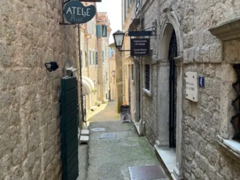 Sale, house, 240m², Stari Grad, Herceg Novi - image 4