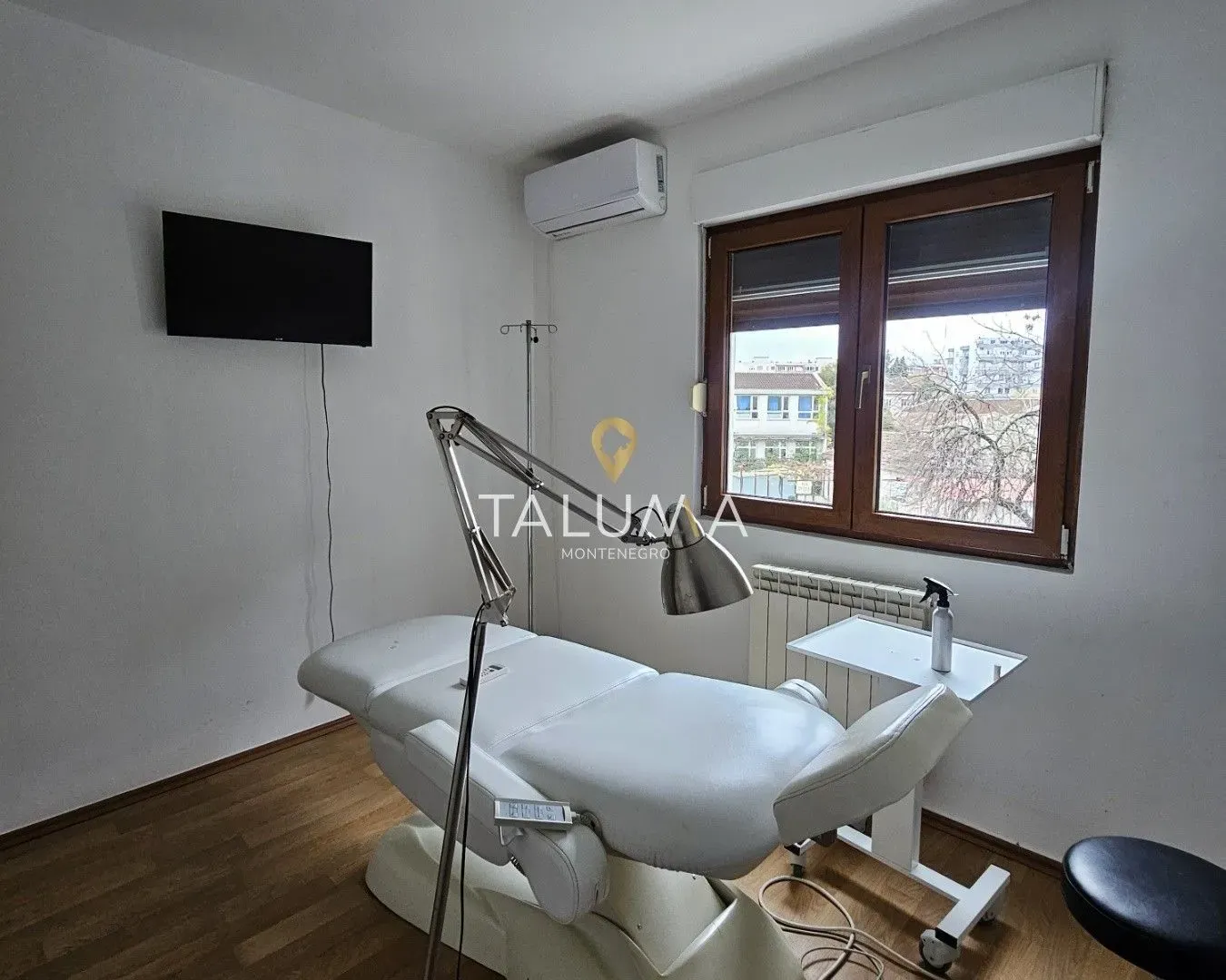 Rent, office space, 95m², Preko Morače, Podgorica
