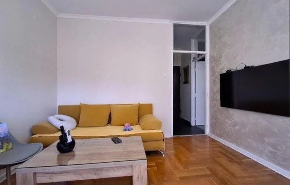 Prodaja, jednosoban stan, 54m², Gintaš, Podgorica