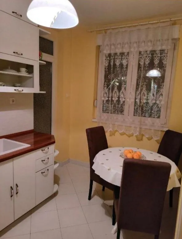 Izdavanje, stan, 58m², Podgorica, Crna Gora