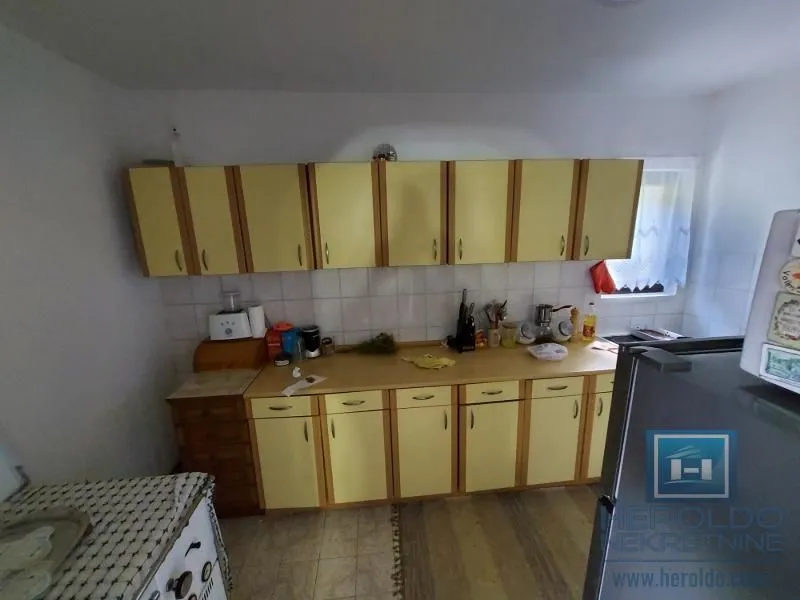 Prodaja, kuća, 200m², Rakitovo, Jagodina