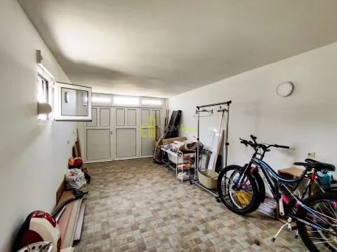 Prodaja, kuća, 160m², Donja Gorica, Podgorica - image 12