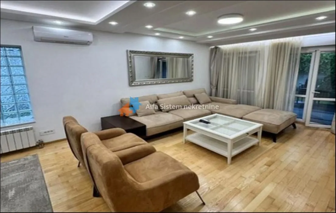 Rent, house, 250m², Savski Venac, Beograd