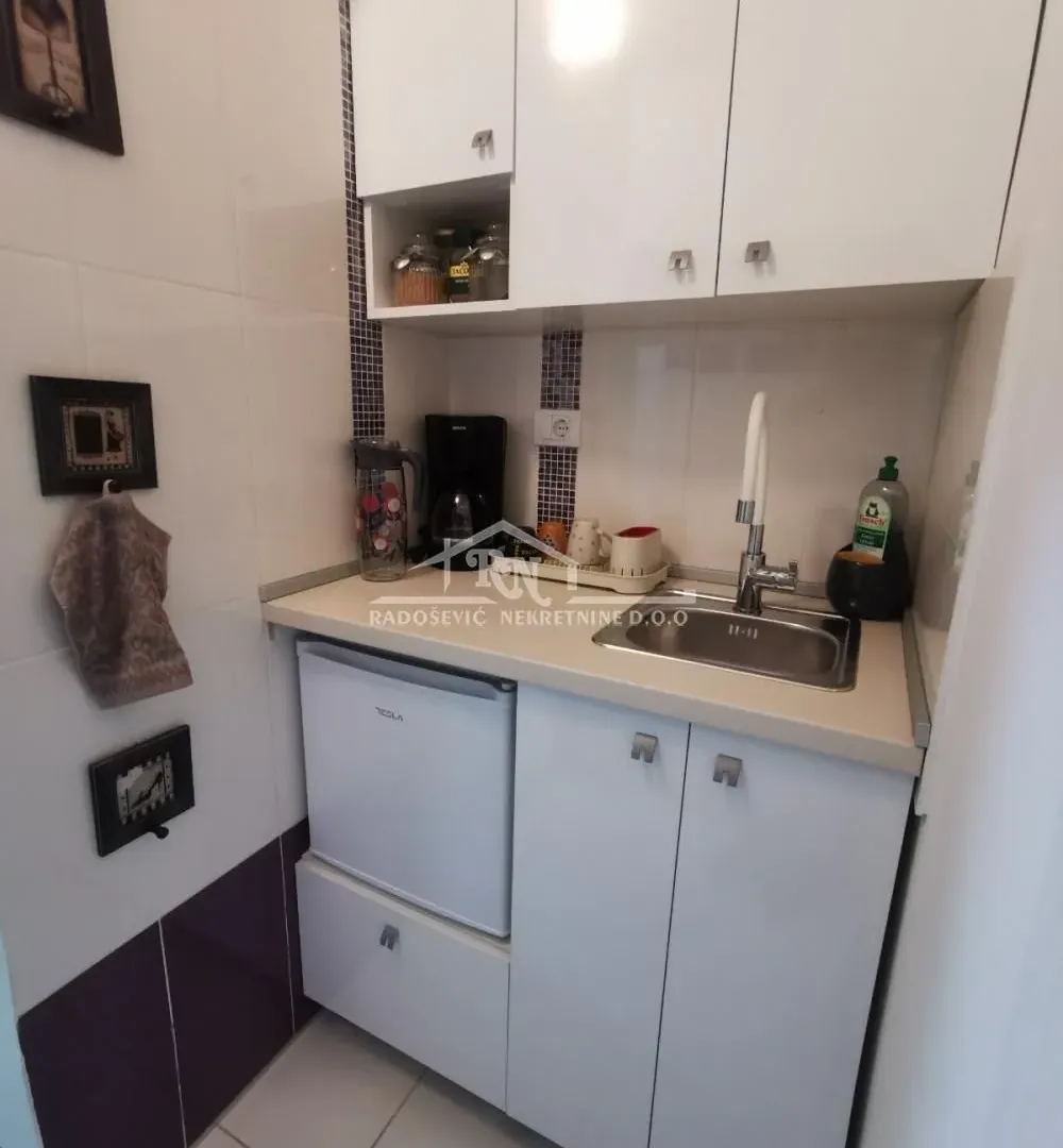 Prodaja, jednosoban stan, 35m², Cerak, Beograd