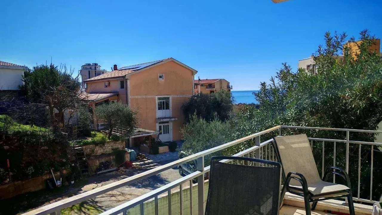 Sale, two bedroom apartment, 54m², Petrovac, Budva